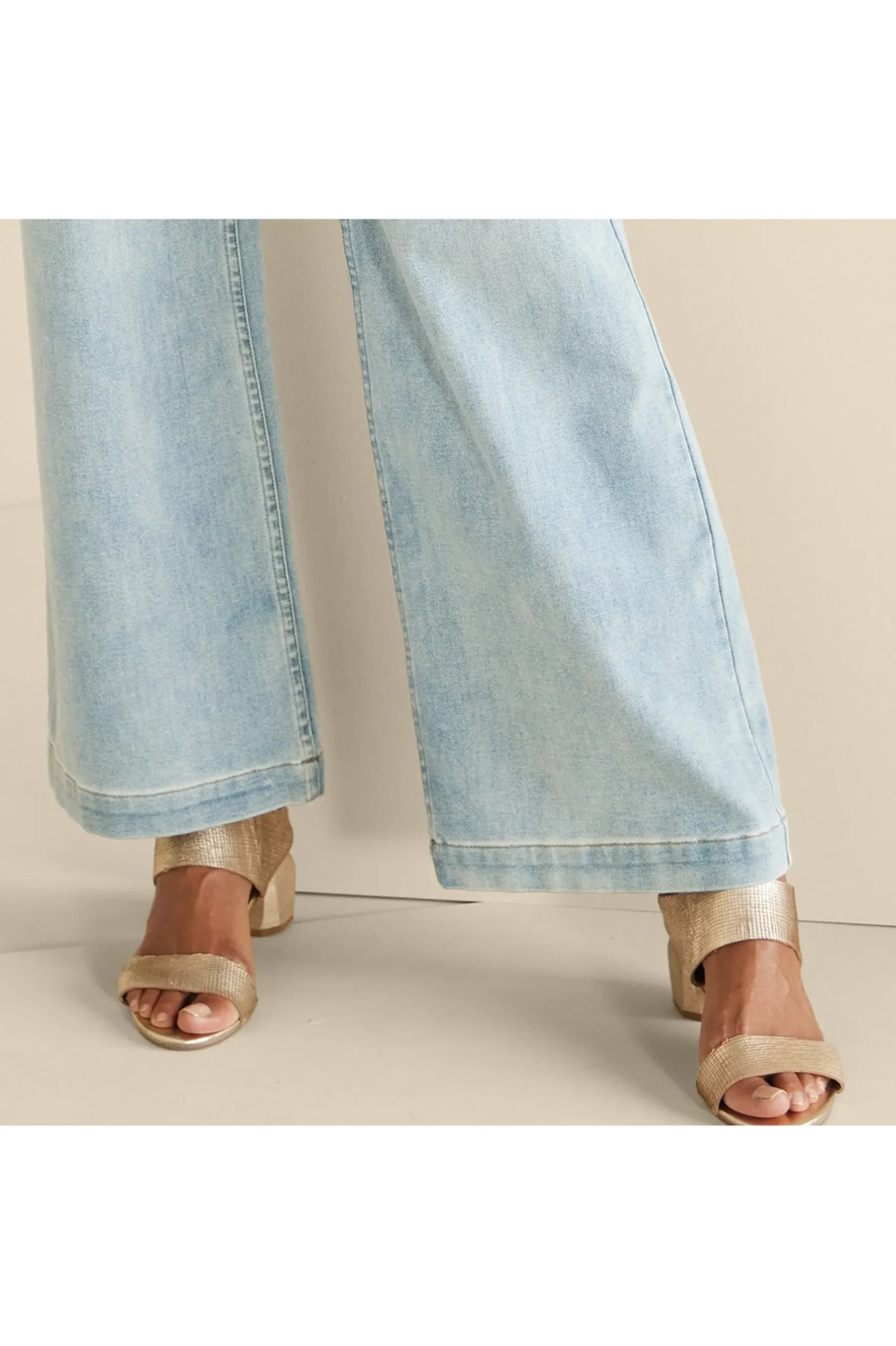 Soft Surroundings Antelope Amelia Textured Sandal> sandals|slides & mules