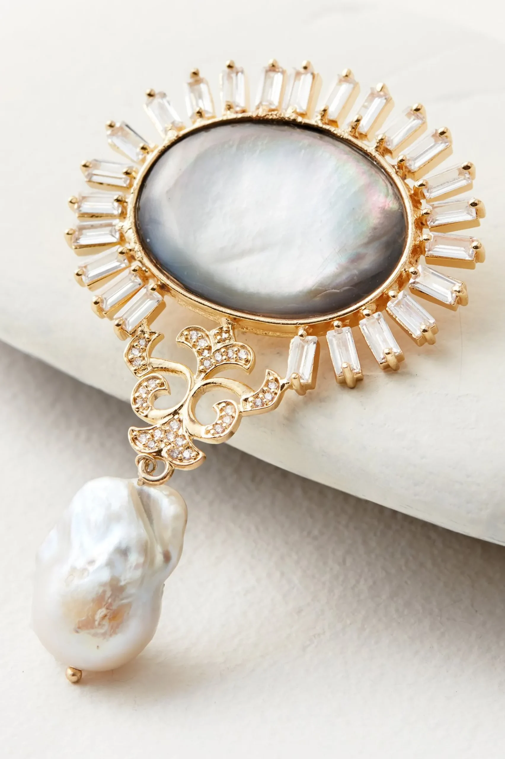 Soft Surroundings Juliet Pearl Drop Brooch> rings & pins