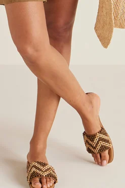 Soft Surroundings KAANAS Alama Chevron Slide> sandals|flats