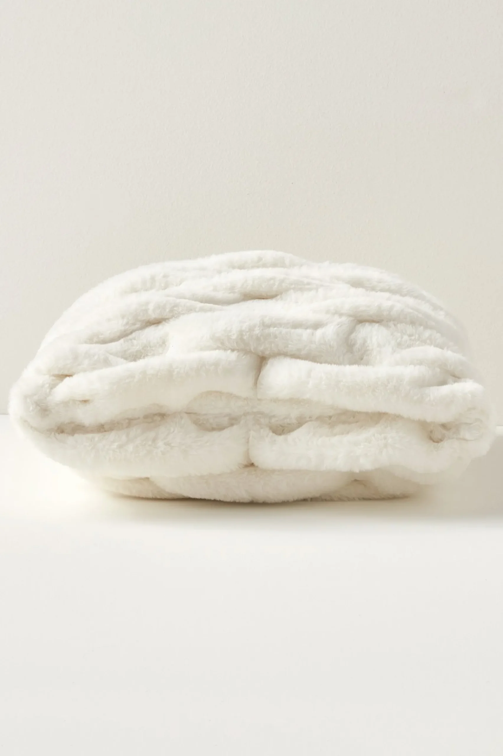 Soft Surroundings La Parisienne Faux Fur Pillow> Bedding Essentials|pillows