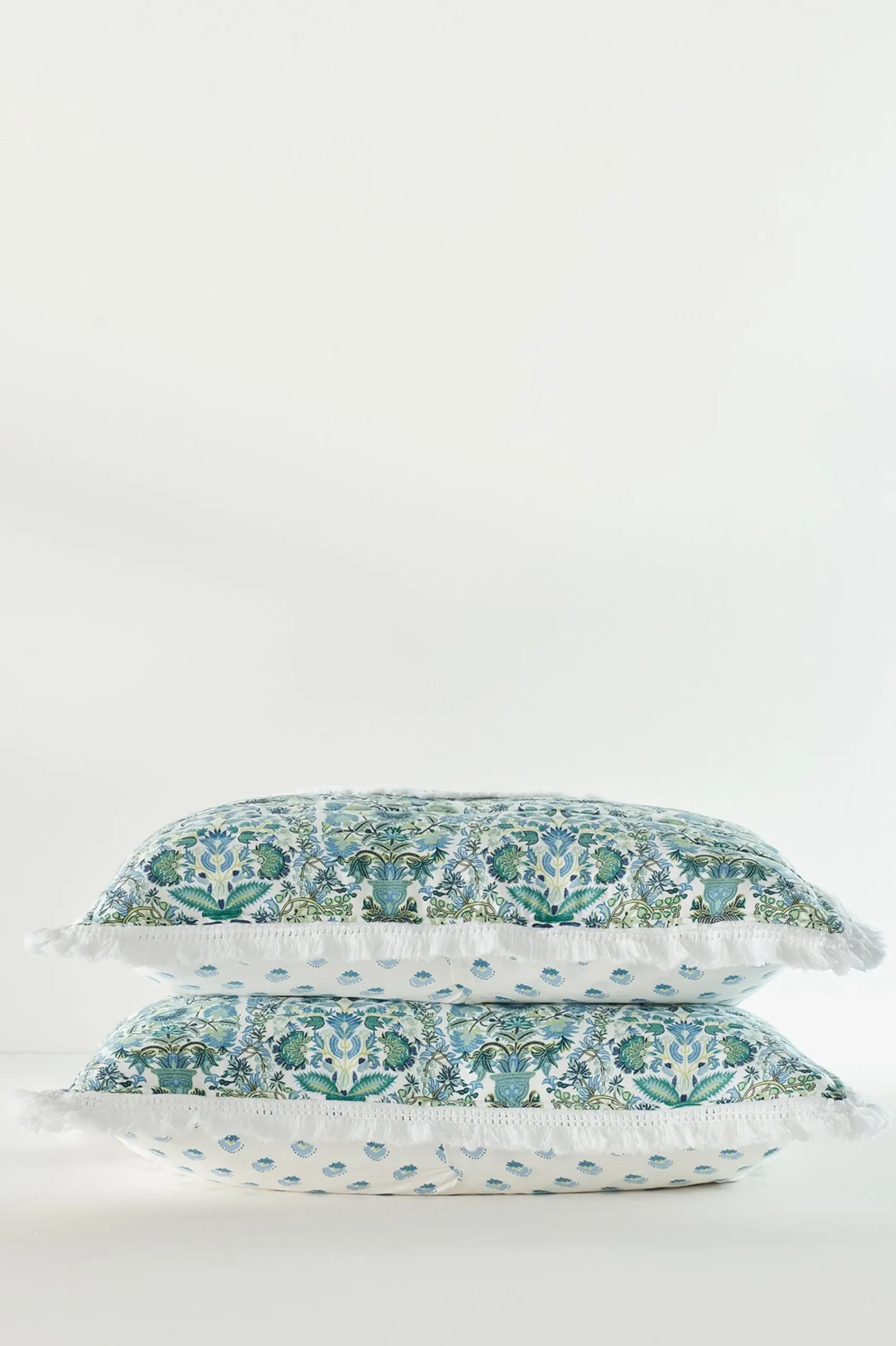 Soft Surroundings Margo Iris Printed Sham> pillowcases & shams