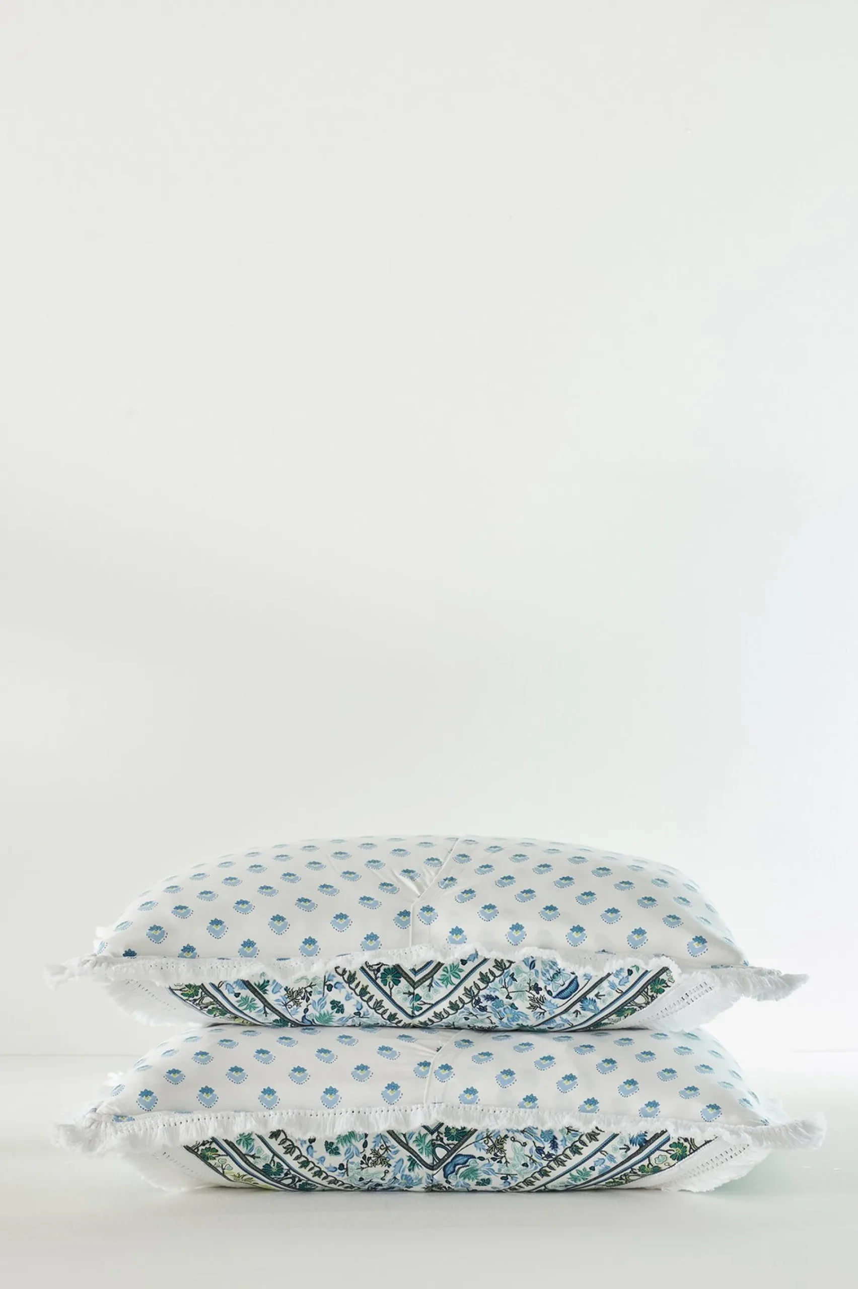 Soft Surroundings Margo Iris Printed Sham> pillowcases & shams