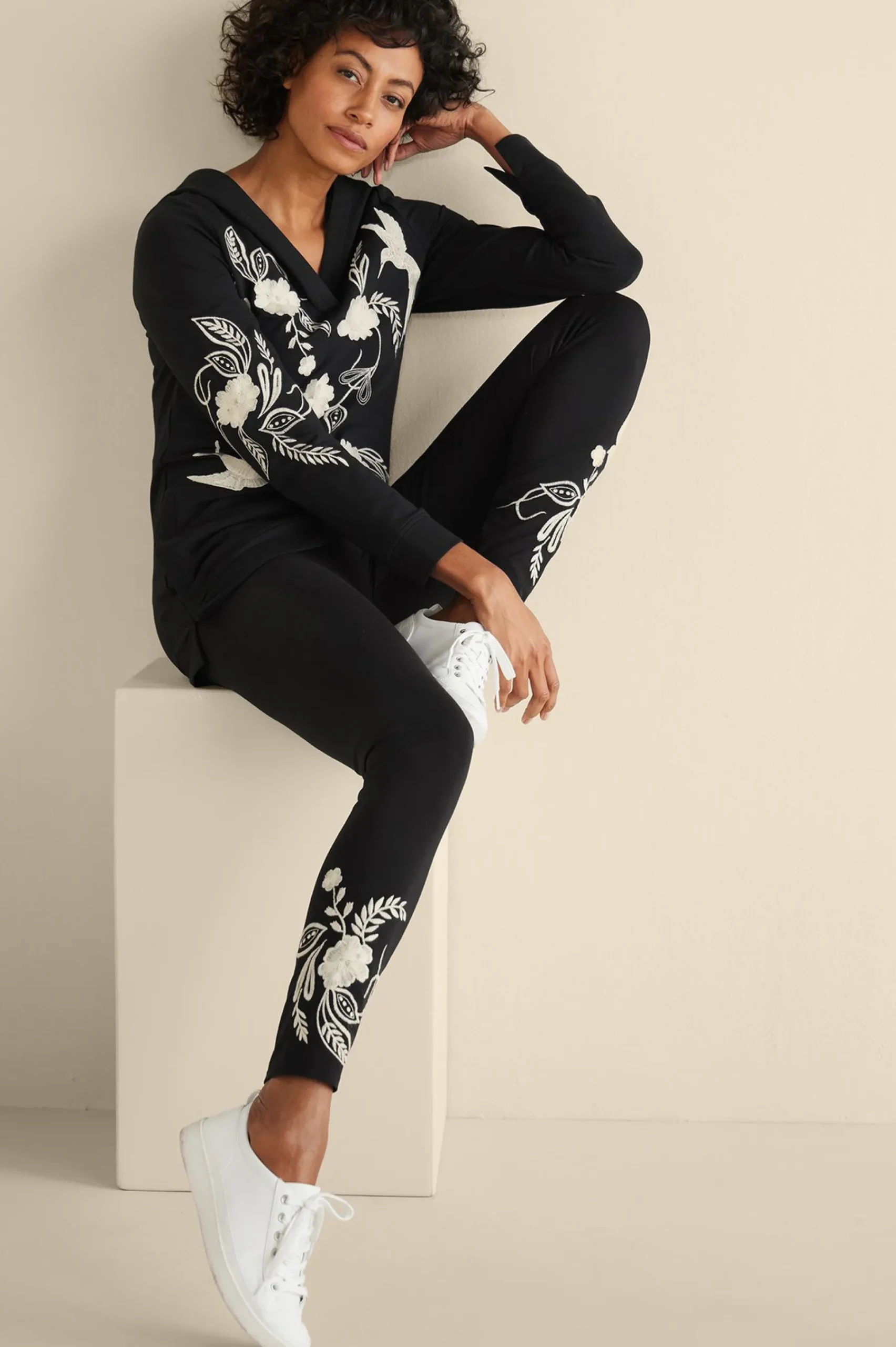 Soft Surroundings Miraflores Embroidered Legging> Wear Now Styles|full length