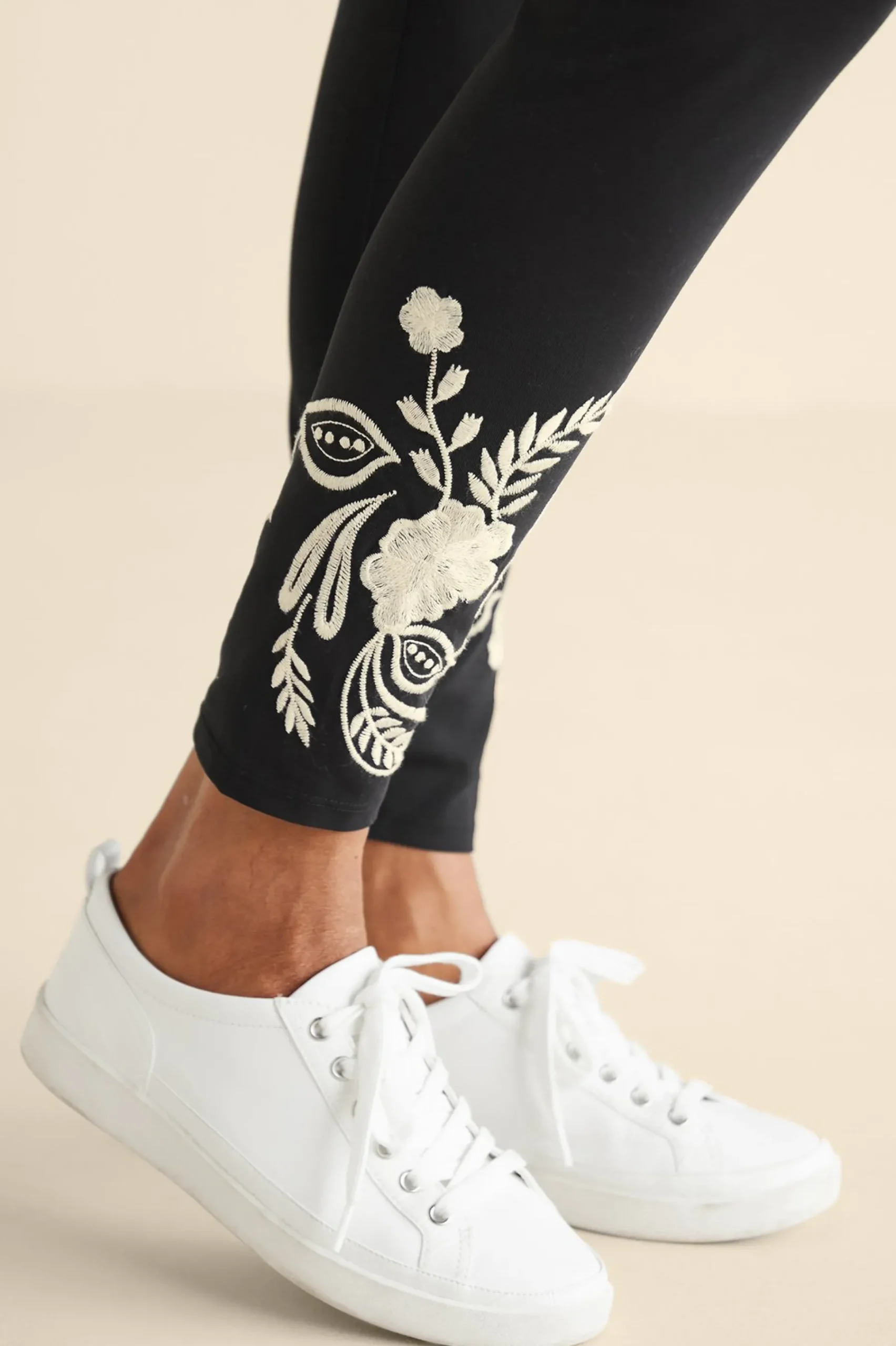 Soft Surroundings Miraflores Embroidered Legging> Wear Now Styles|full length