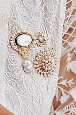 Soft Surroundings Petite Sunburst Brooch> rings & pins