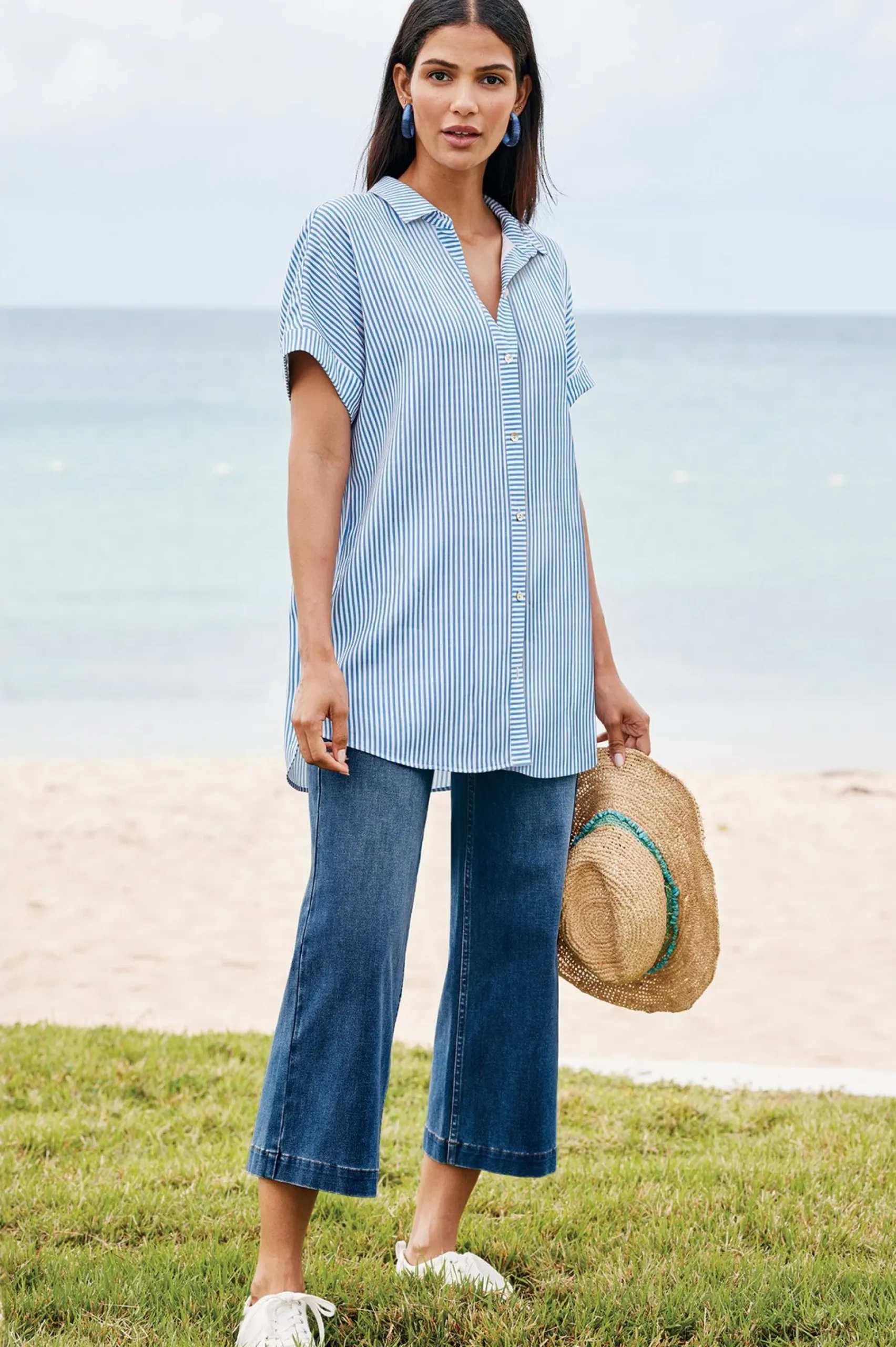 Soft Surroundings Petites Ultimate Denim Wide Leg Crop Jeans> Jeans