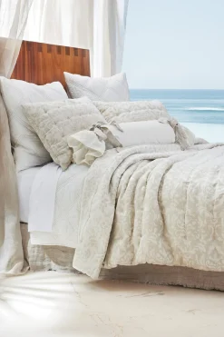 Soft Surroundings Rosalyn Damask Comforter><noscript><img width=