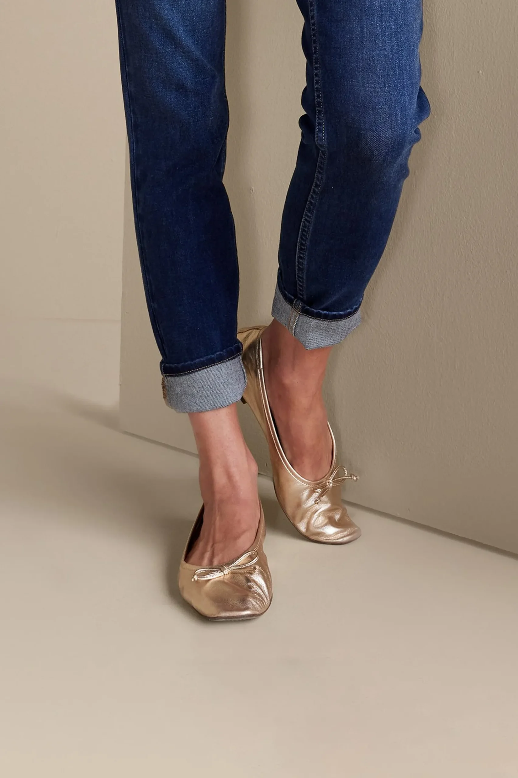 Soft Surroundings Schutz Arissa Bow Ballet Flat> flats