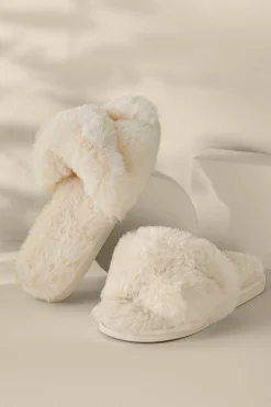 Soft Surroundings Shiraleah Stowe Slippers> socks & slippers