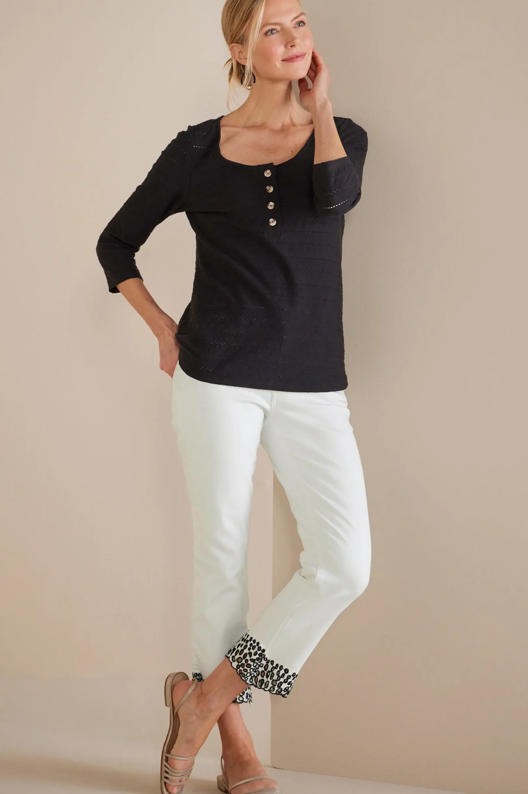 Soft Surroundings Solene Eyelet Denim Crop Jeans> cropped|ankle